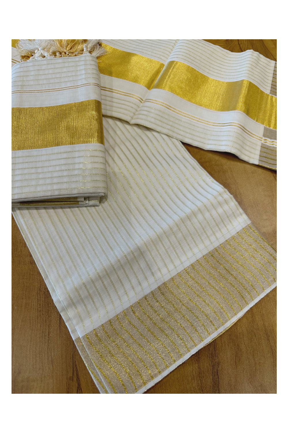 Kerala Cotton Set Mundu (Mundum Neriyathum) with Kasavu Lines on Body 2.80 Mtrs (Onam Set Mundu 2023)