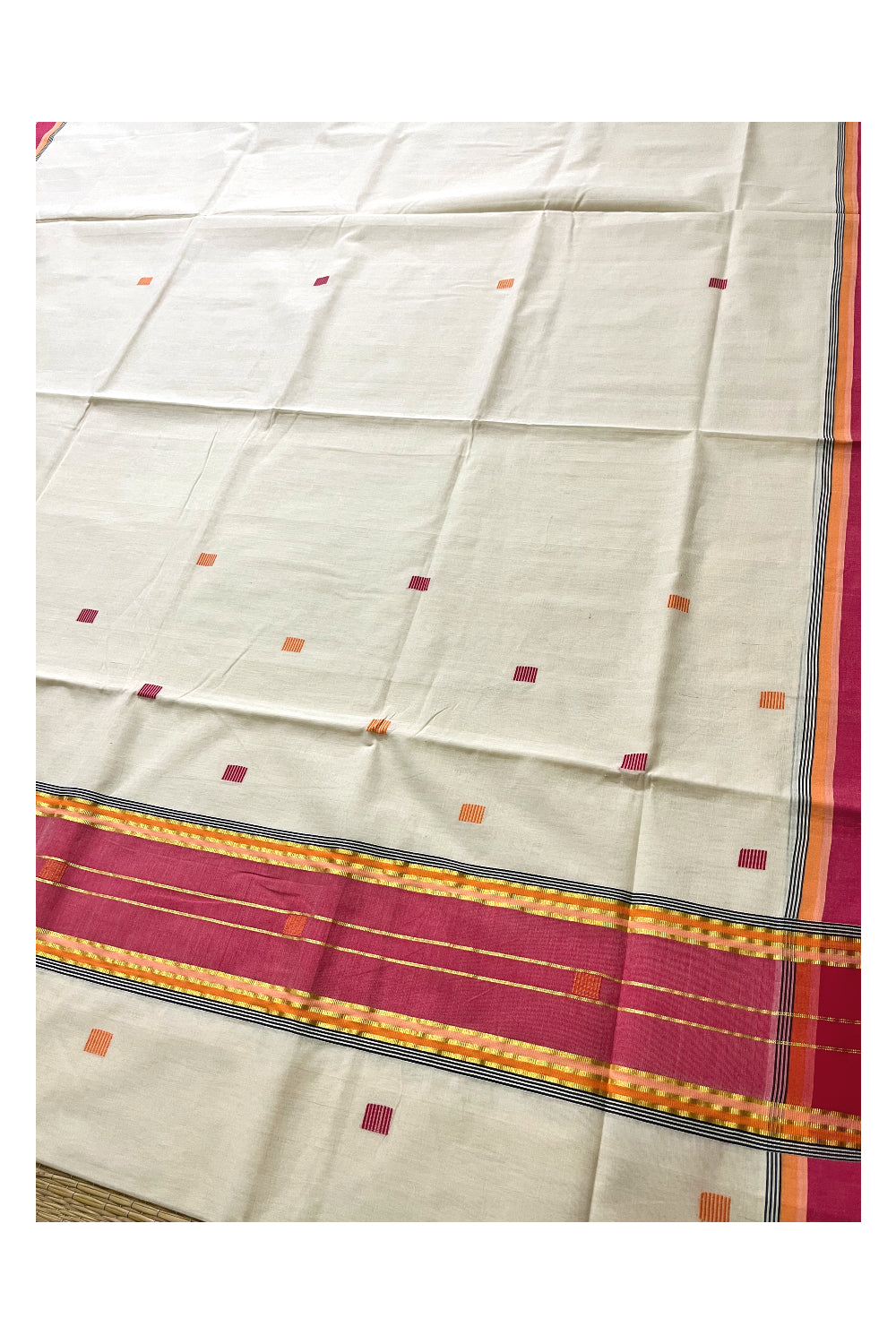 Southloom Premium Balaramapuram Unakkupaavu Handloom Cotton Butta Saree with Pink and Kasavu Border