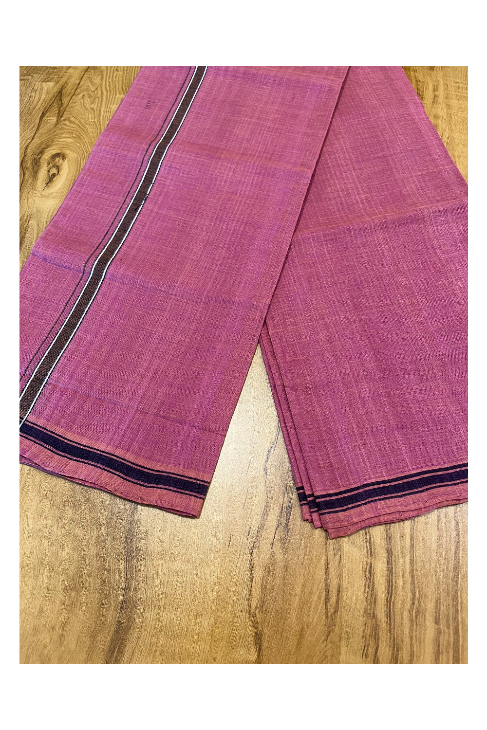 Southloom Premium Handloom Pink Solid Single Mundu (Lungi) with Brown And Blue Border (South Indian Kerala Dhoti)