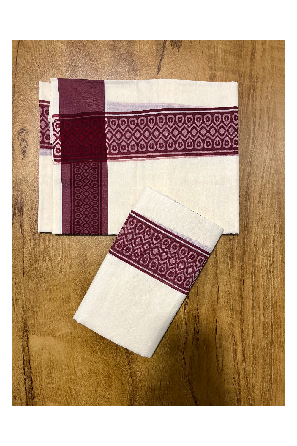 Kerala Cotton Single Set Mundu (Mundum Neriyathum) with Maroon Block print Border 2.80Mtrs