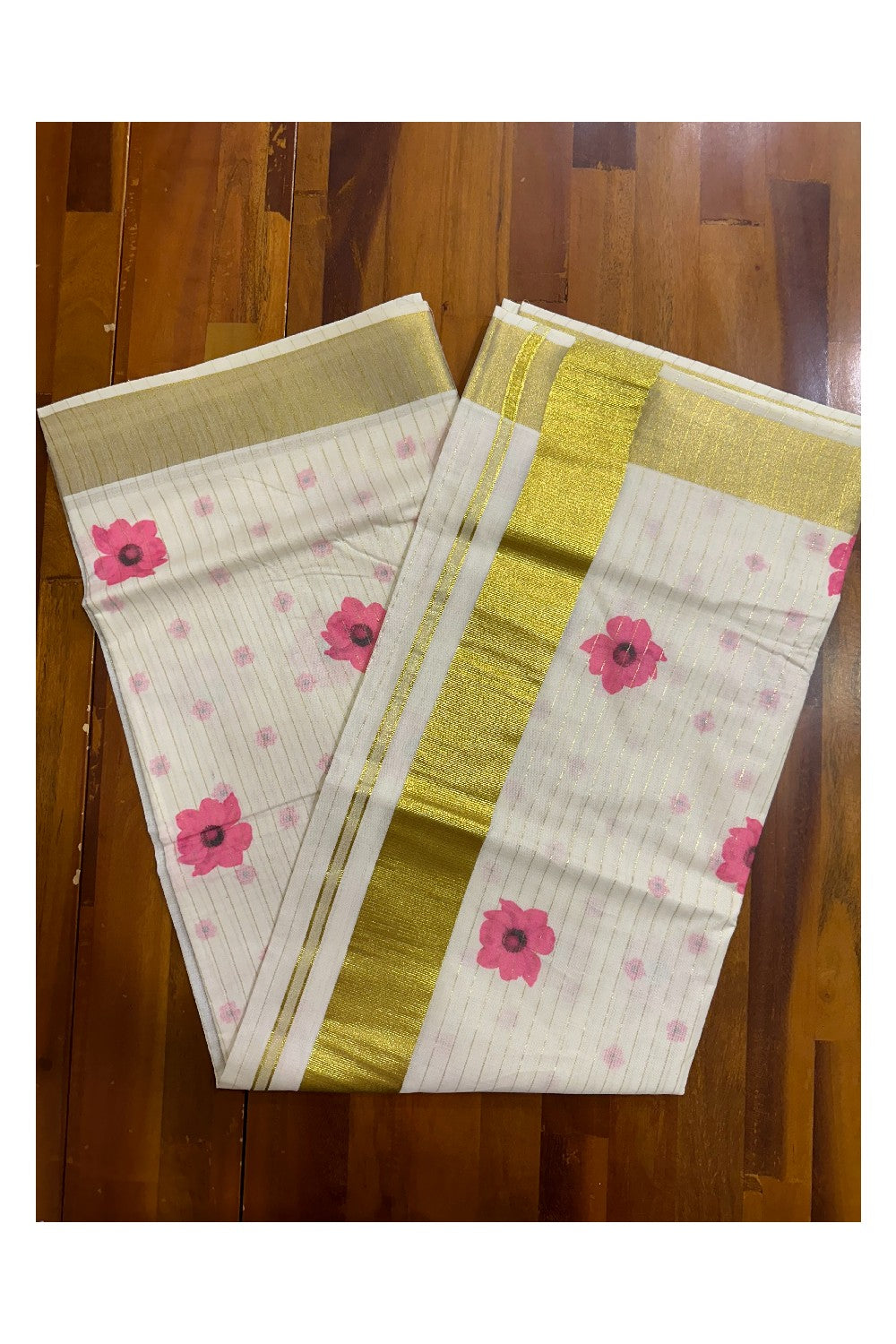 Southloom Onam Special Kasavu Lines Saree with Digital Printed Classy Floral Designs in Pink  (Printed Matching Blouse Included)