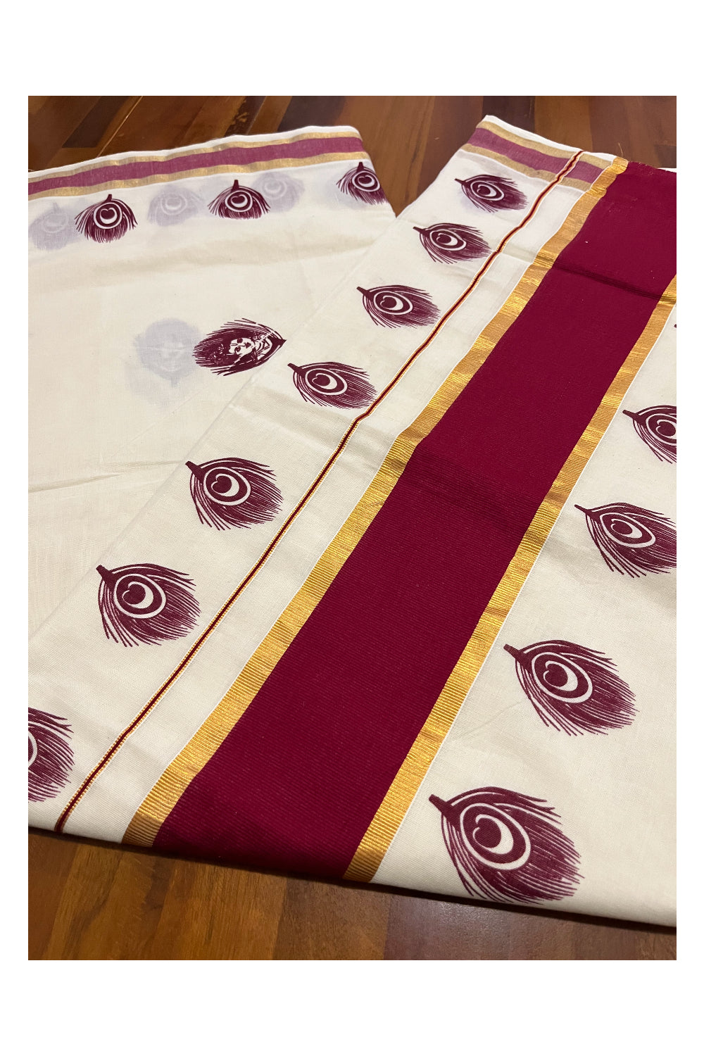 Pure Cotton Kerala Kasavu Saree with Krishna Block Printed Maroon Border