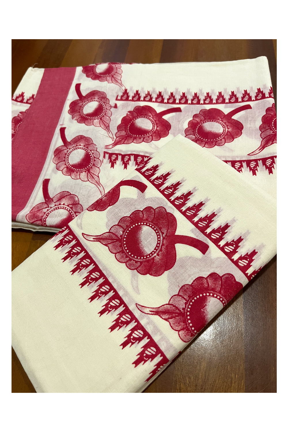 Kerala Cotton Mundum Neriyathum Single (Set Mundu) with Red Leaf Block Prints in Border 2.80 Mtrs