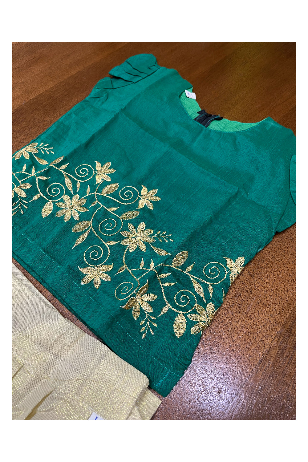 Southloom Kerala Green Pattupavada and Blouse with Embroidery Work (Age - 4 Year)