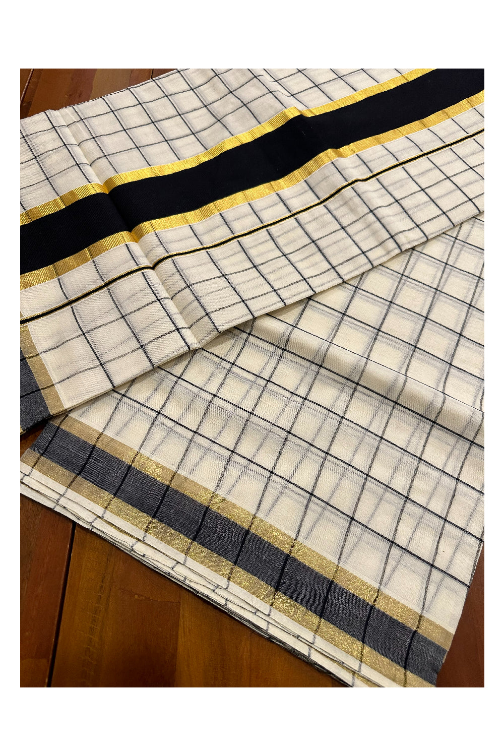 Kerala Woven Check Design Saree with Kasavu and Black Border (Onam Saree 2023)