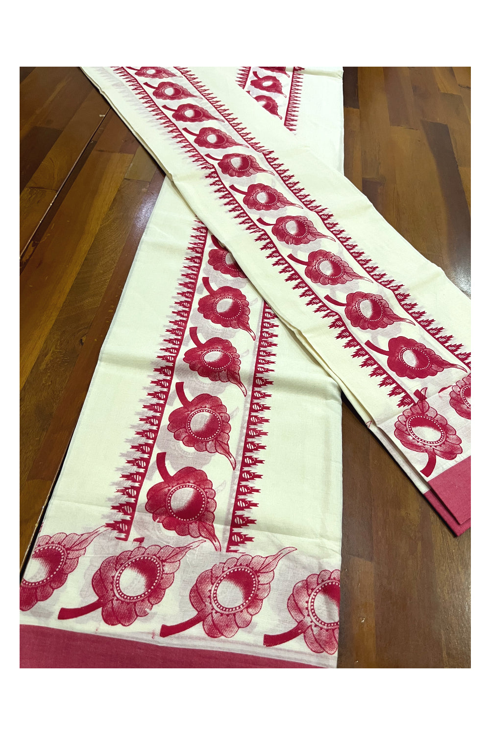 Kerala Cotton Mundum Neriyathum Single (Set Mundu) with Red Leaf Block Prints in Border 2.80 Mtrs