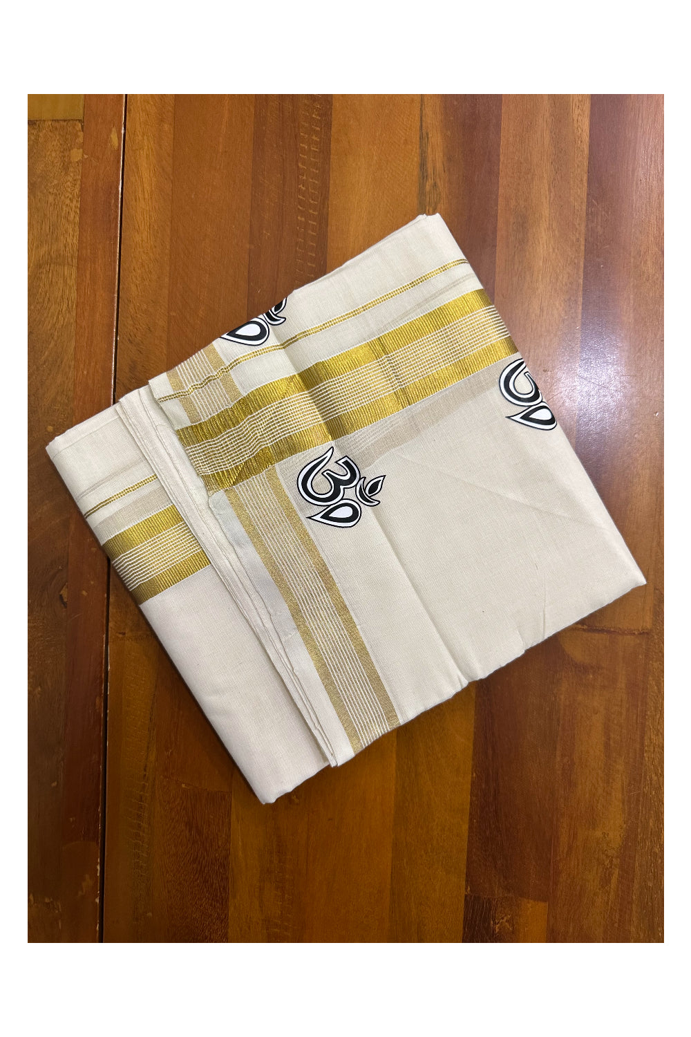 Southloom Lines Kasavu Double Mundu with Mural Print Along Kara