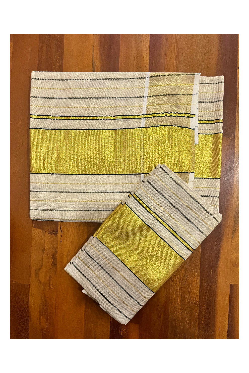 Kerala Tissue Single Set Mundu with Green and Golden Lines Designs 2.80 Mtrs