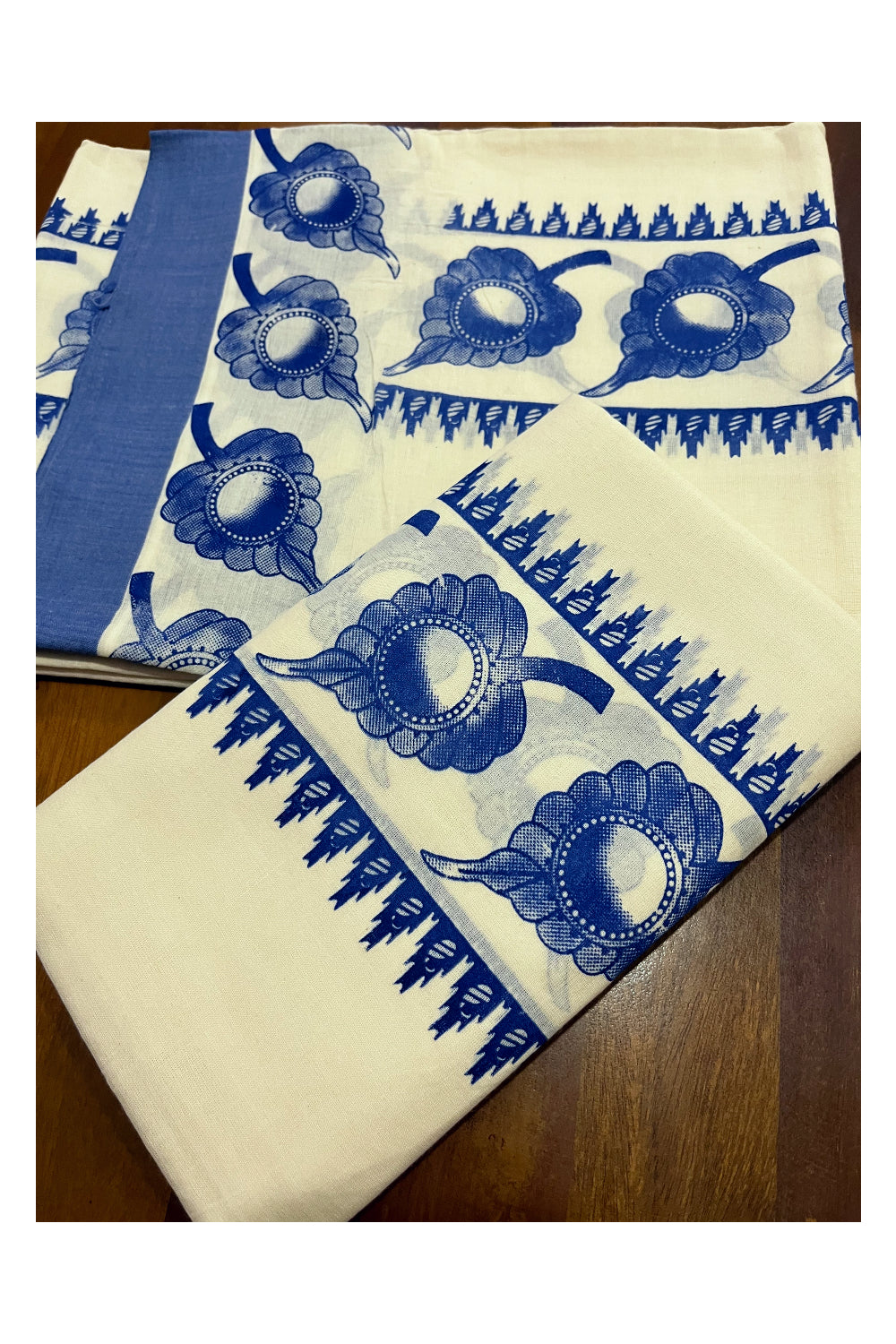 Kerala Cotton Mundum Neriyathum Single (Set Mundu) with Blue Leaf Block Prints in Border 2.80 Mtrs