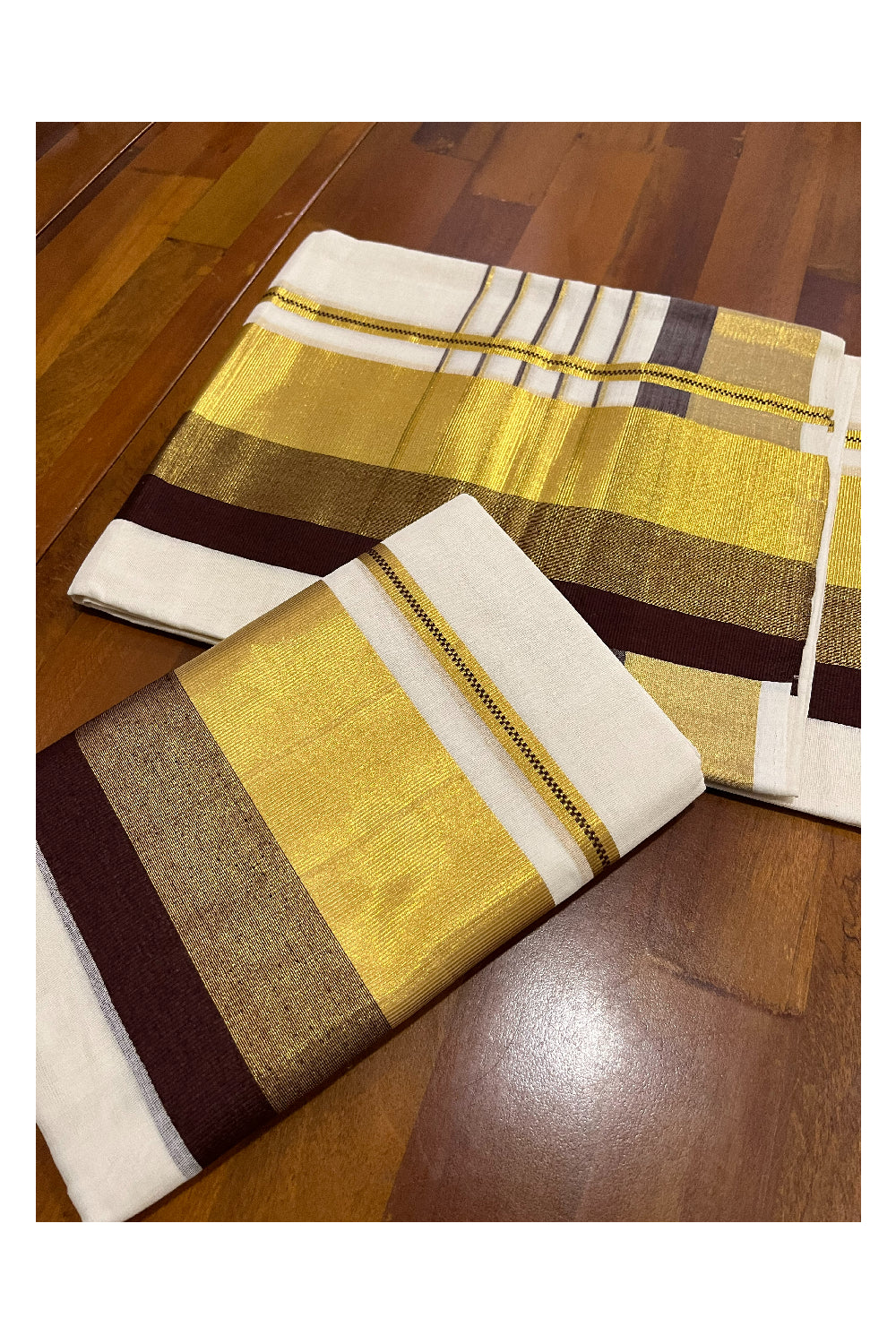 Pure Cotton Handloom Premium Set Mundu (Mundum Neriyathum) with Brown and Kasavu Border