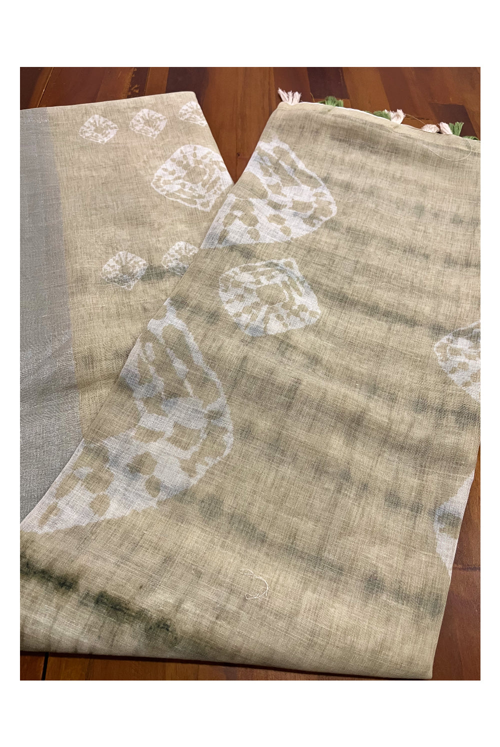 Southloom Linen Light Green Saree with Designer Prints on Body