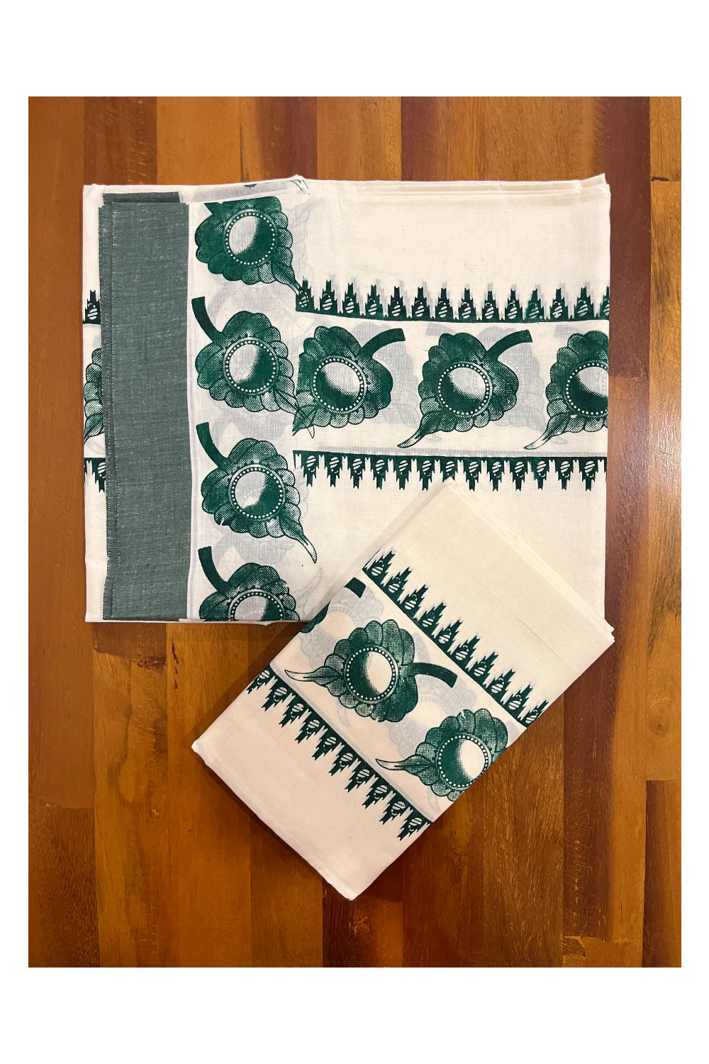 Kerala Cotton Mundum Neriyathum Single (Set Mundu) with Green Leaf Block Prints in Border 2.80 Mtrs