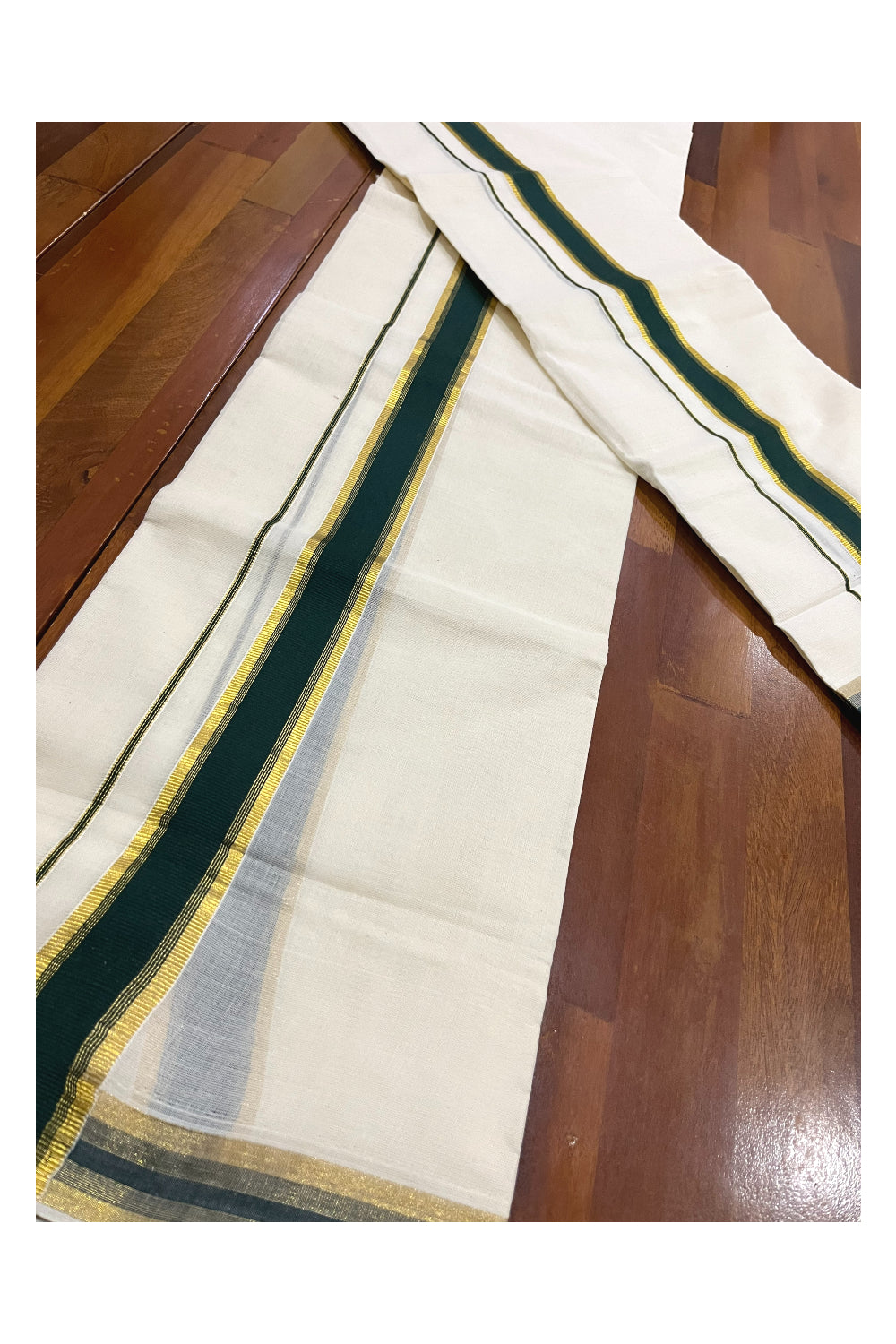 Pure Cotton Kerala Single Set Mundu (Mundum Neriyathum) with Dark Green and Kasavu Border 2.80 Mtrs (Onam Set Mundu 2023)