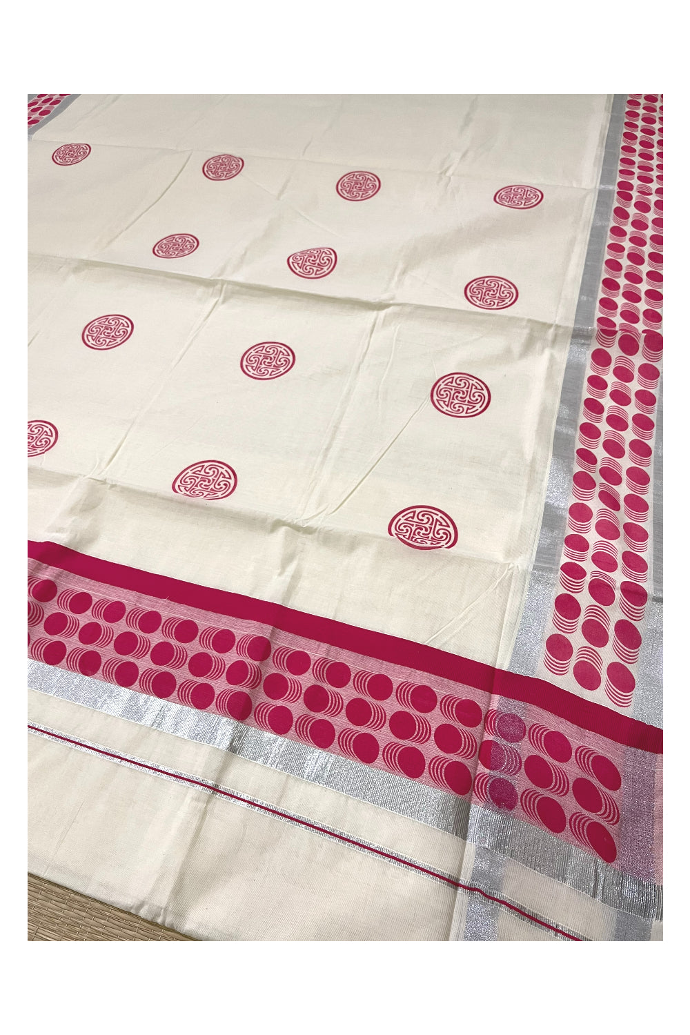 Pure Cotton Off White Kerala Saree with Pink Block Printed Silver Border (Onam Saree 2023)