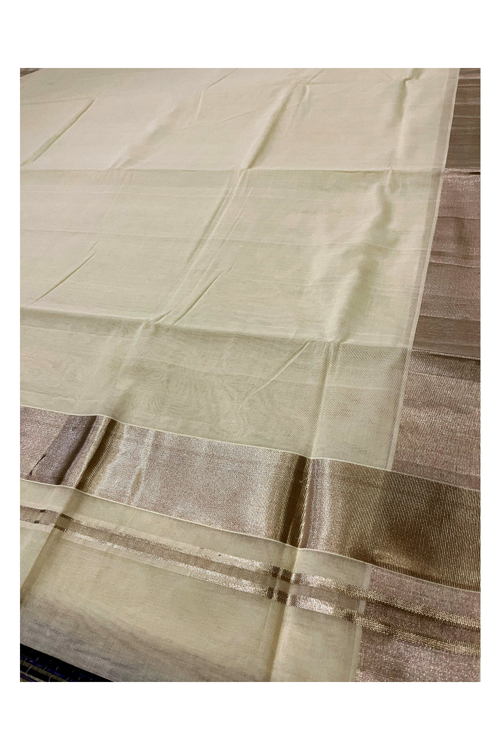 Southloom™ Handloom Pure Cotton Plain Saree with 3 inch Silver Kasavu Border