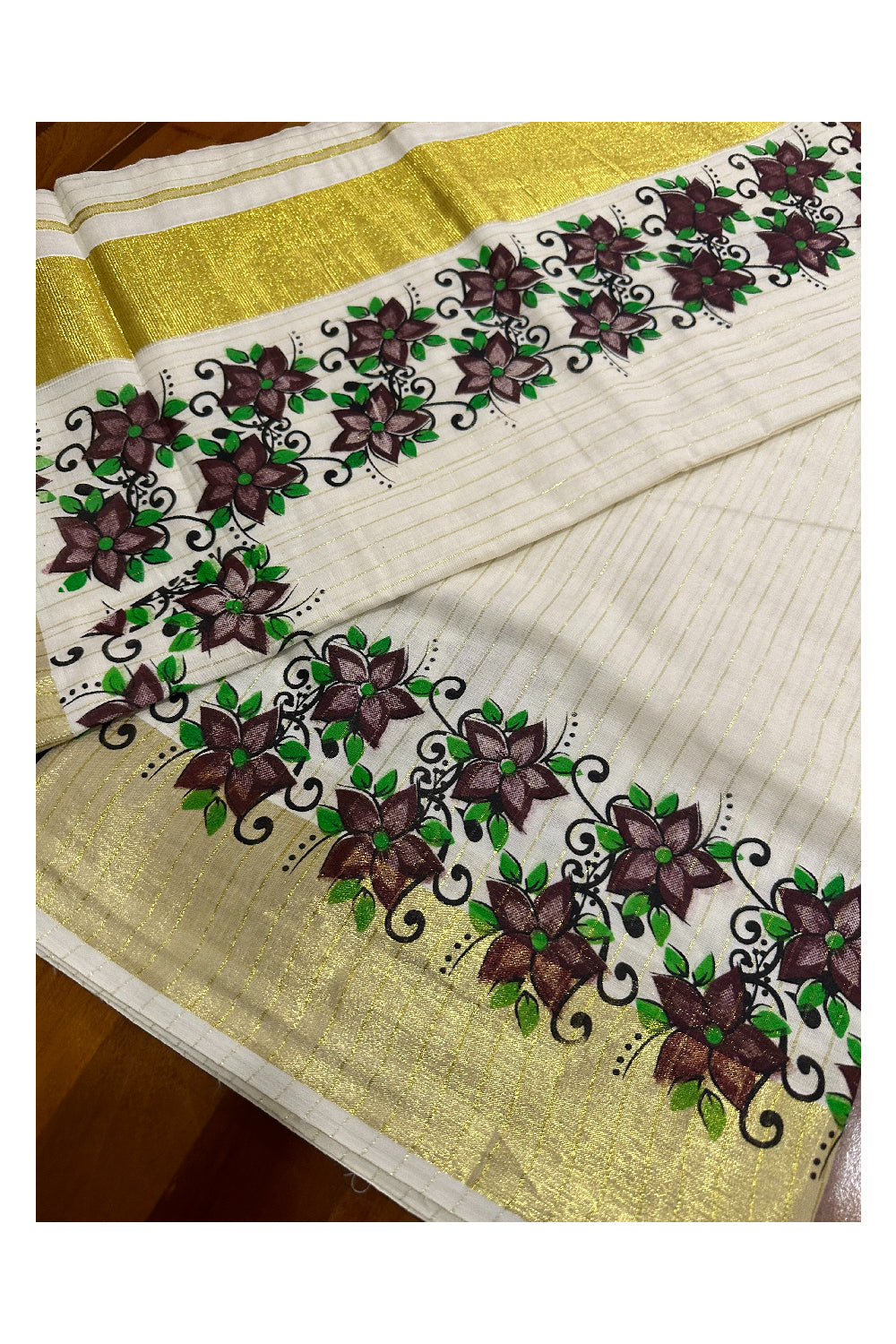 Kerala Pure Cotton Purple Floral Printed and Kasavu Lines Saree (Onam Saree 2023)