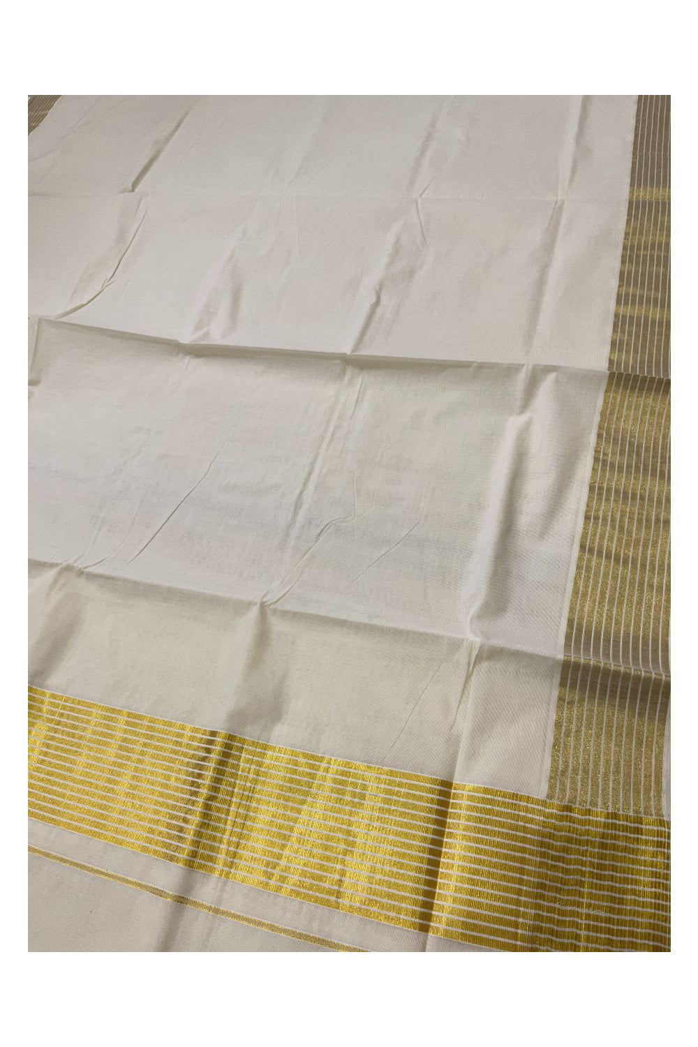 Pure Cotton Plain Kerala Saree With Lines Kasavu 5x4 Border