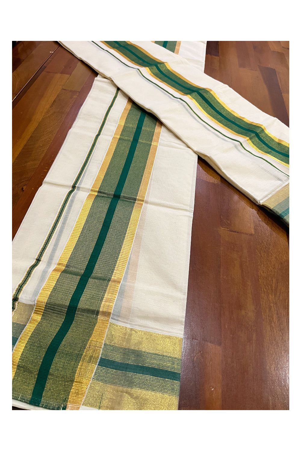 Pure Cotton Kerala Set Mundu (Mundum Neriyathum) Single with Green and Kasavu Border 2.80 Mtrs