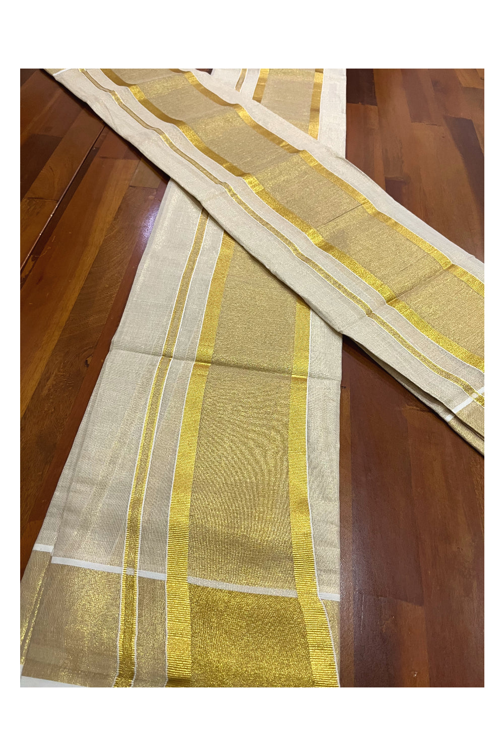 Kerala Tissue Set Mundu Single (Mundum Neriyathum) with Kasavu Border 2.80 Mtrs