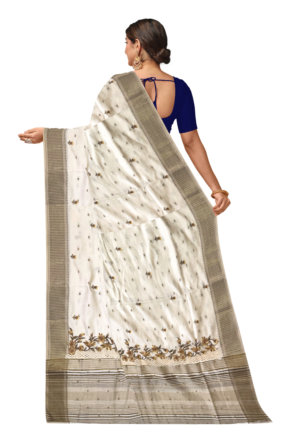 Southloom Off White Thread Work Cotton Saree with Hacoba Floral Designs on Munthani