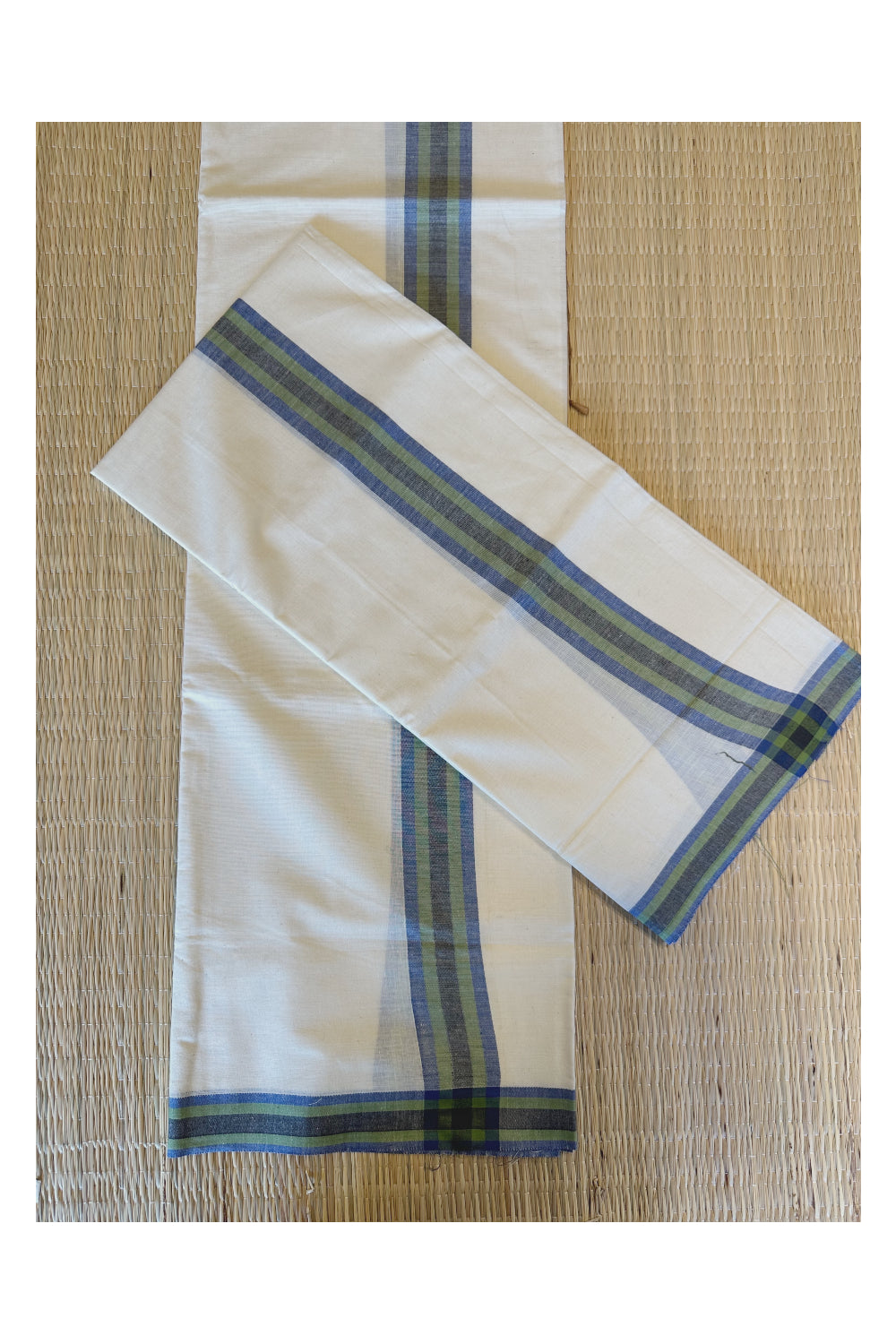 Kerala Cotton Mundum Neriyathum Single (Set Mundu) with Mulloth Design Green and Blue Border (Extra Soft Cotton)