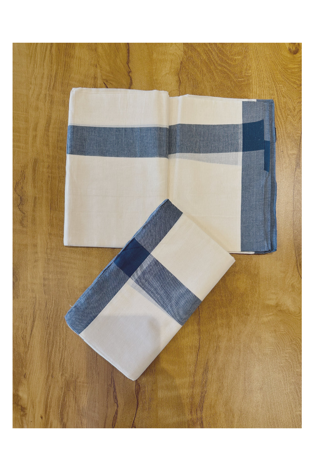 Kerala Soft Cotton Mulloth Mundum Neriyathum Single (Set Mundu) with Blue Border (Onam Set Mundu 2023)