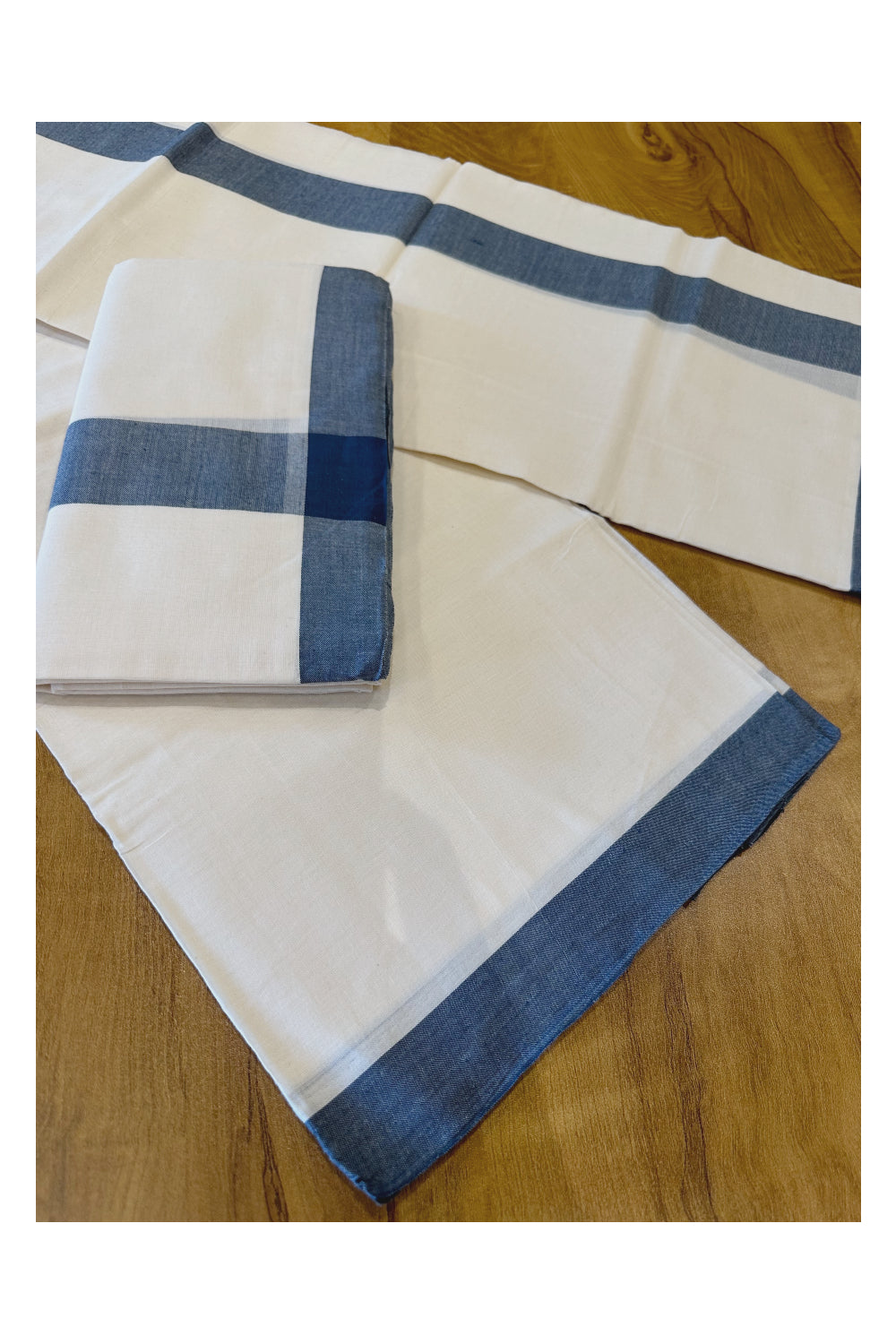 Kerala Soft Cotton Mulloth Mundum Neriyathum Single (Set Mundu) with Blue Border (Onam Set Mundu 2023)