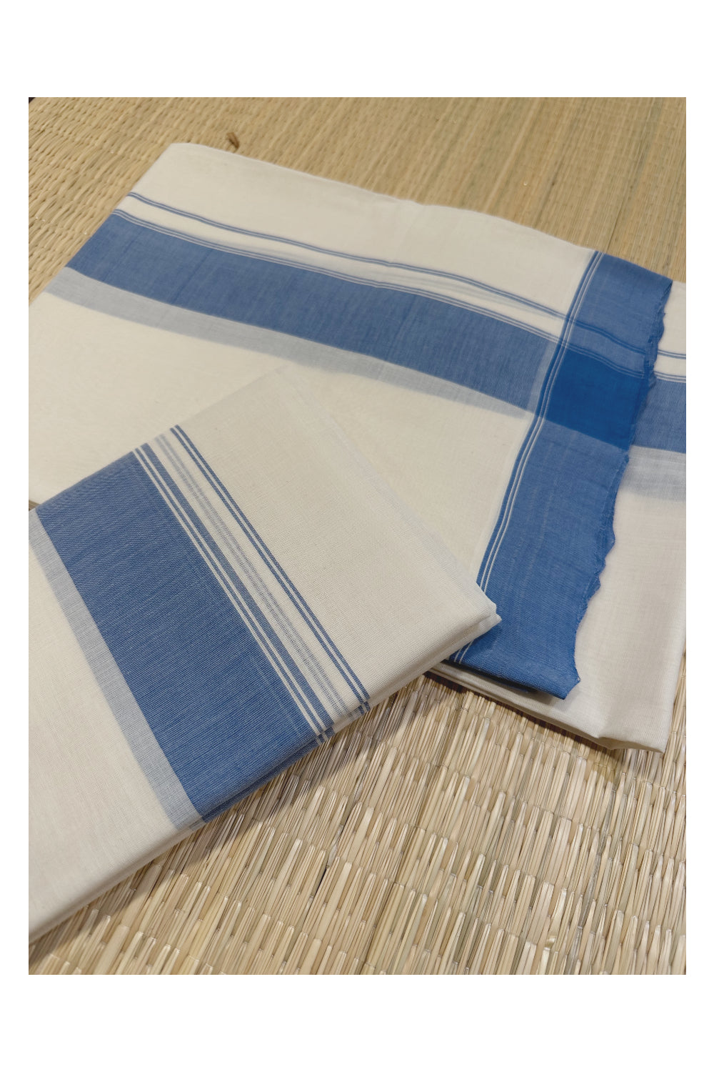 Southloom™ Handloom Unakkupaav Blue Kara Mundum Neriyathum Single (Set Mundu)2.50 Mtrs