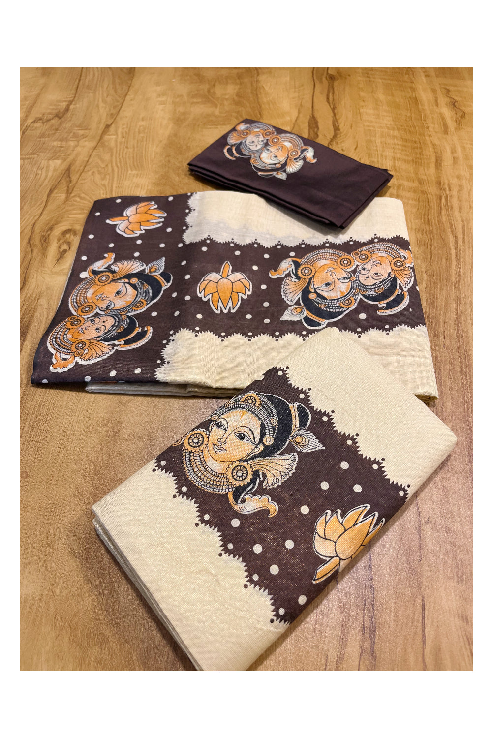 Kerala Tissue Single Set Mundu (Mundum Neriyathum) with Mural Prints on Brown Border And Matching Blouse Piece (2.80 Mtrs)