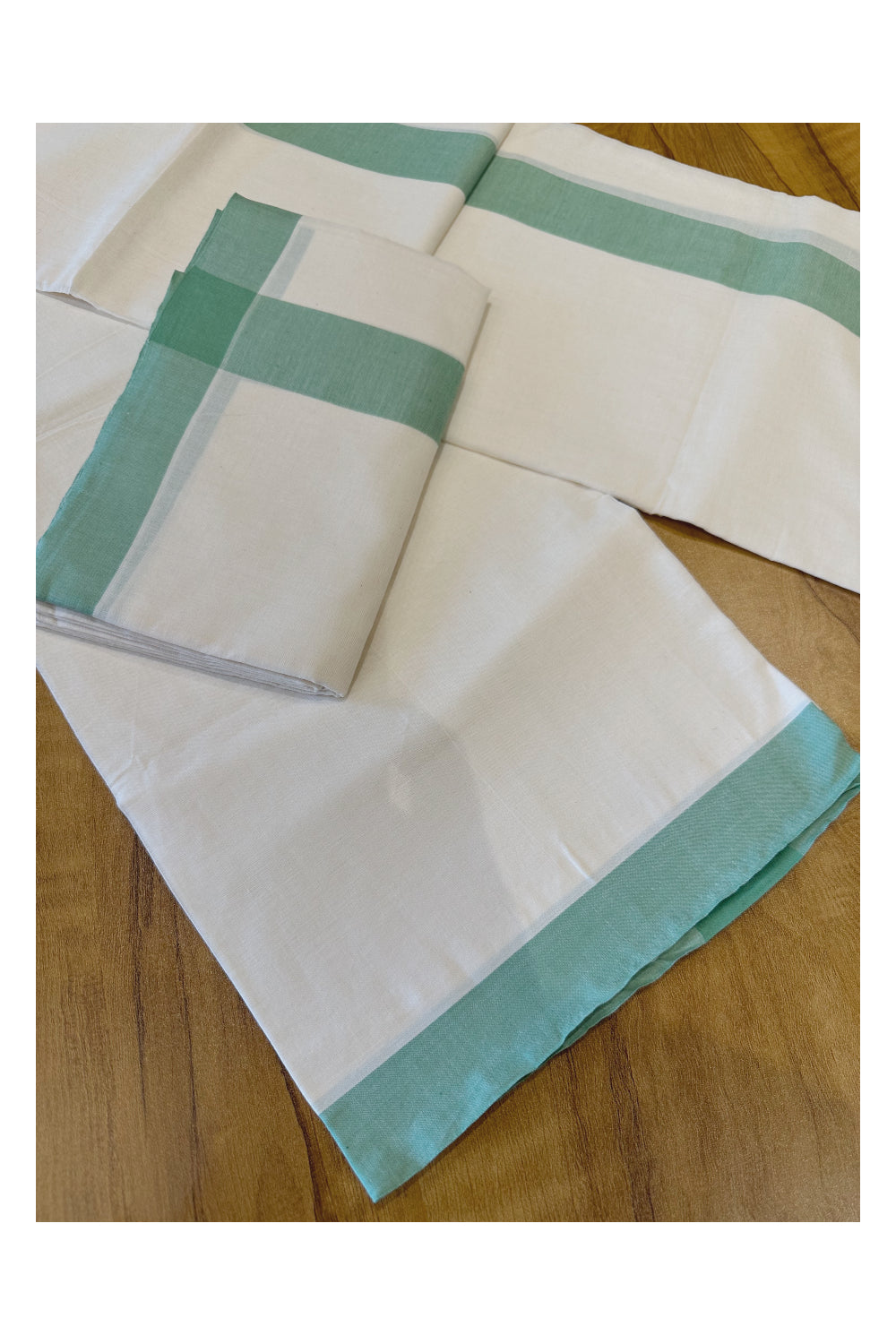 Kerala Soft Cotton Mulloth Mundum Neriyathum Single (Set Mundu) with Green Border (Onam Set Mundu 2023)