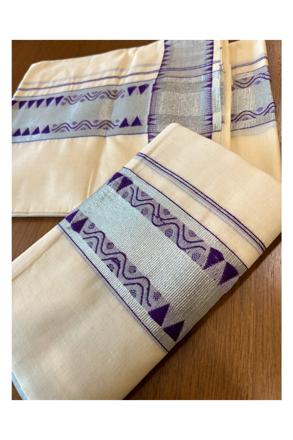 Kerala Cotton Mundum Neriyathum Single (Set Mundu) with Silver and Violet Temple Border