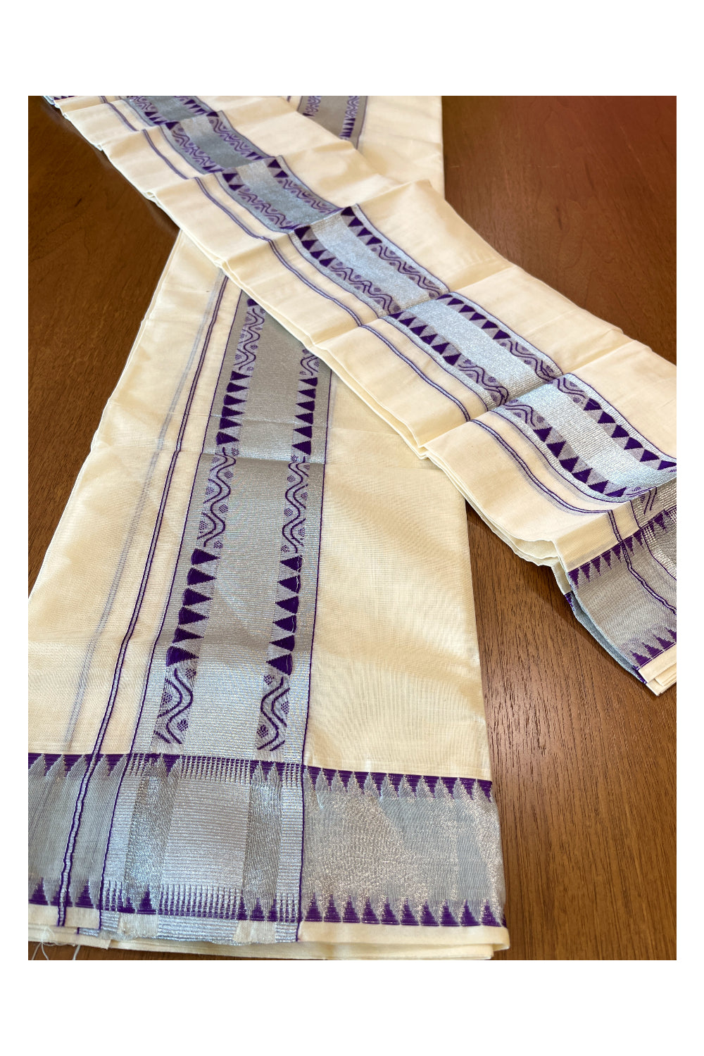 Kerala Cotton Mundum Neriyathum Single (Set Mundu) with Silver and Violet Temple Border