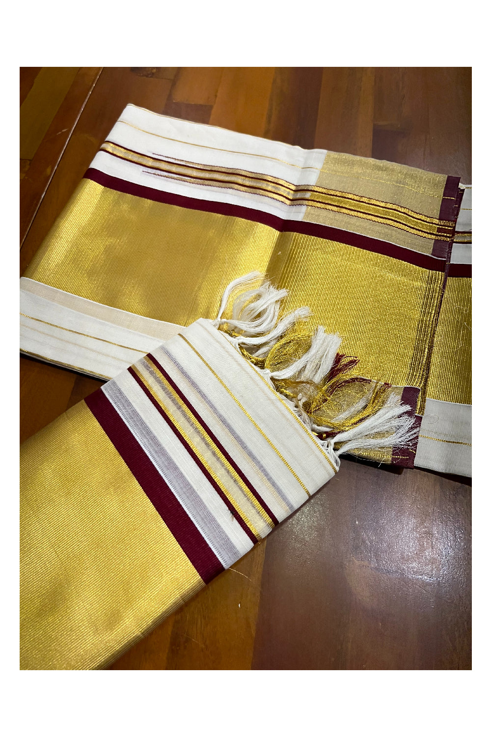 Southloom Premium Balaramapuram Unakkupaavu Handloom Cotton Wedding Kasavu Lines Set Mundu with Maroon Border. 2.80 Mtrs