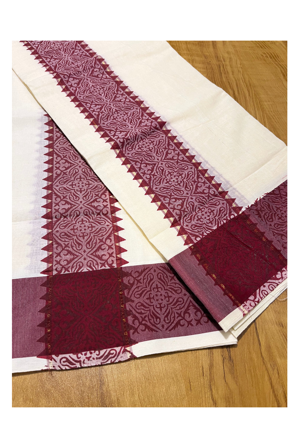 Kerala Cotton Single Set Mundu (Mundum Neriyathum) with Maroon Temple Block printed Border 2.80(mtr)