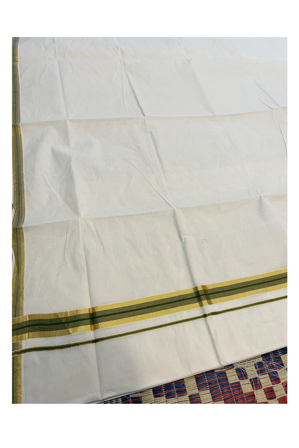 Kerala Pure Cotton Plain Saree with Kasavu and Green Border