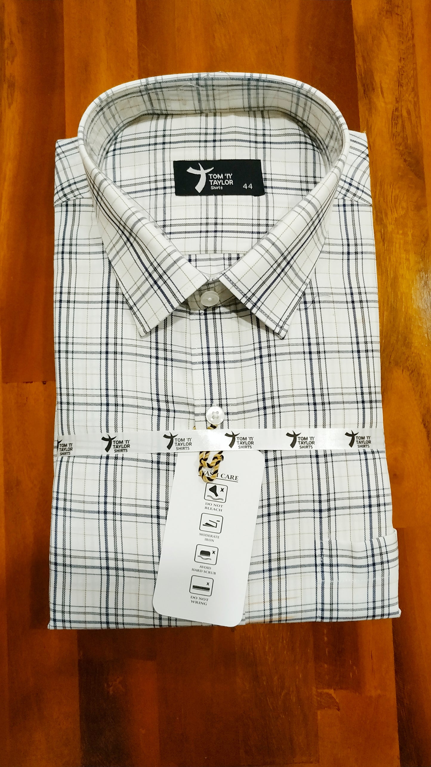 Pure Cotton White Checkered Shirt (44 FS)