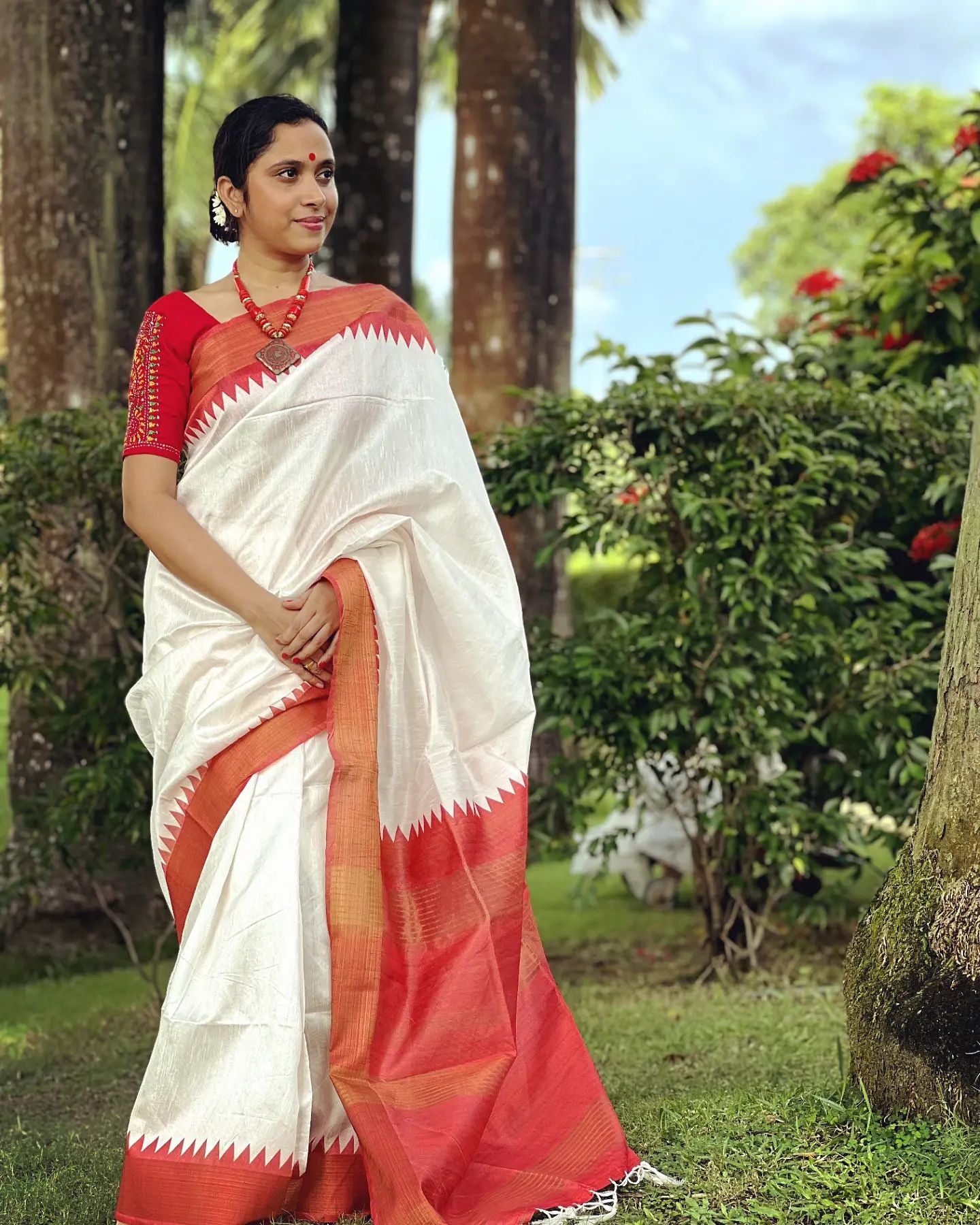 Southloom Semi Tussar White Saree with Red Temple Block Printed Border