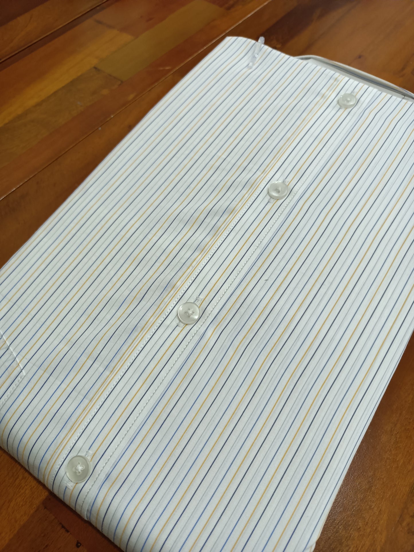 Pure Cotton White Lines Shirt (40 FS)