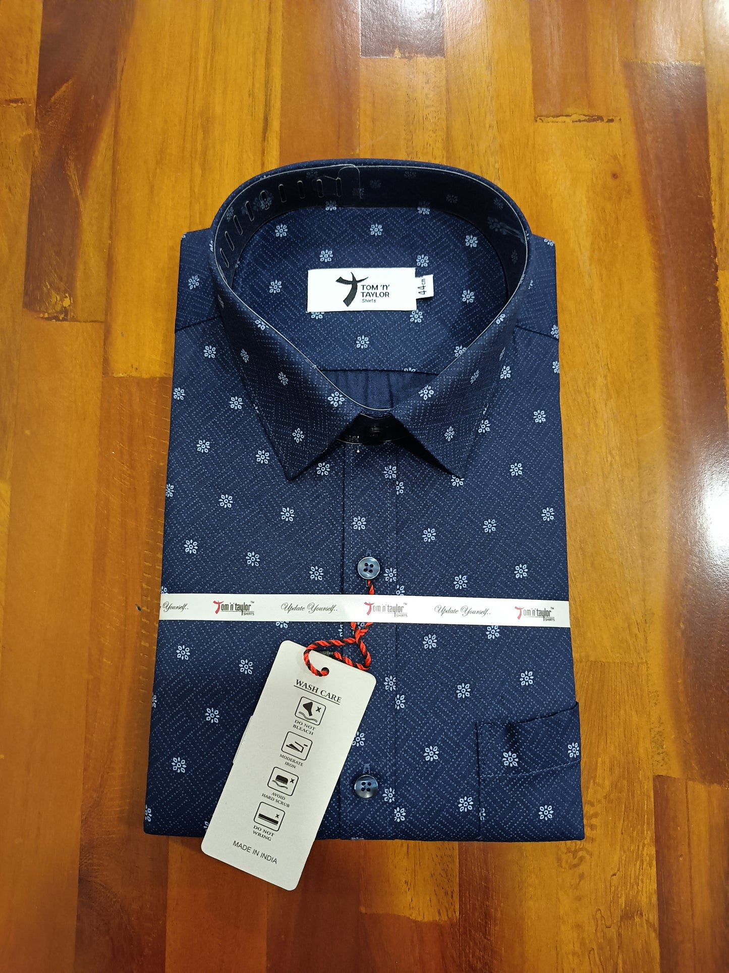 Pure Cotton Blue Printed  Shirt (44 FS)