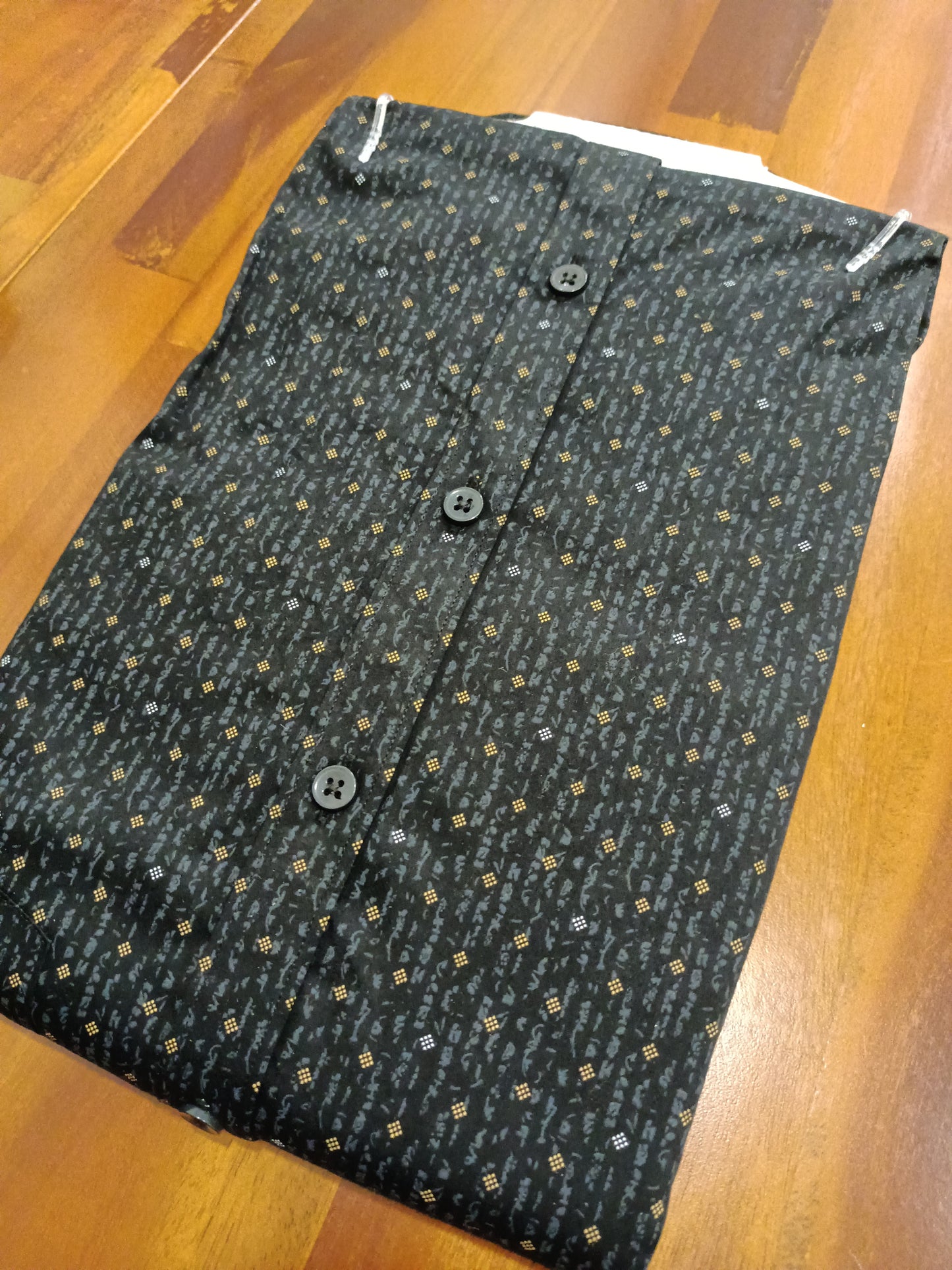 Pure Cotton Black Printed Shirt (38 HS)