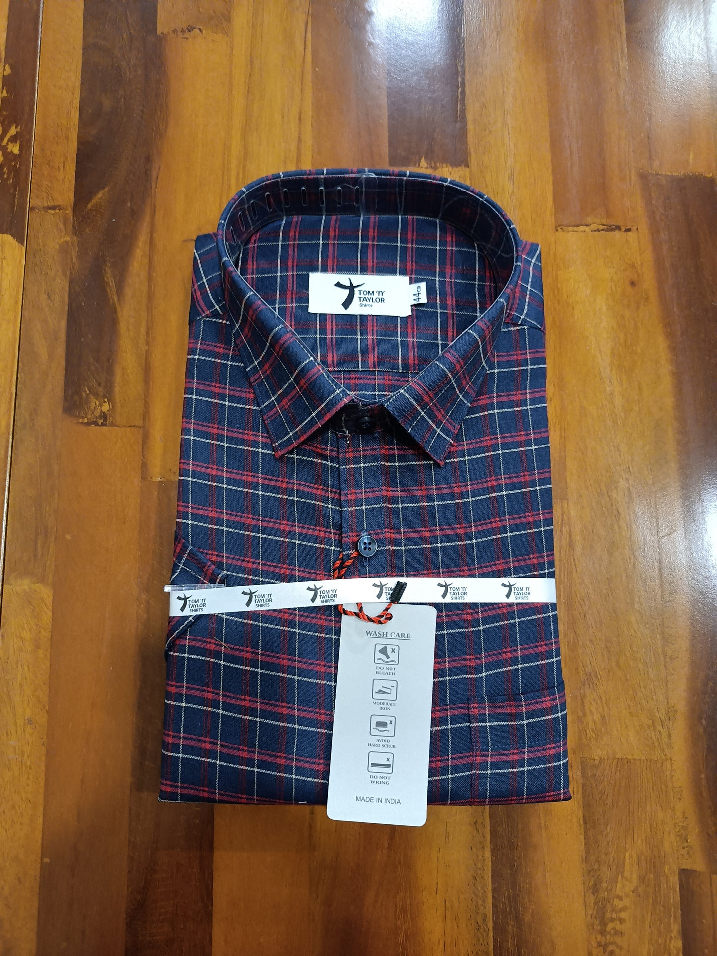 Pure Cotton Dark Blue And Red Checkered Shirt (44 HS)