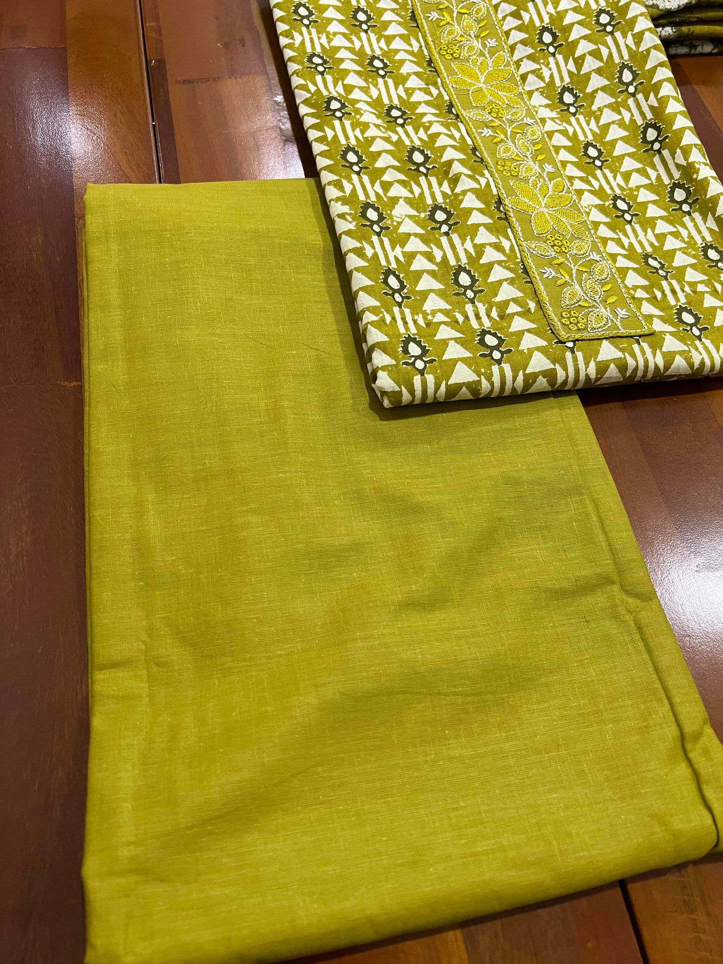 Southloom™ Cotton Churidar Salwar Suit Material in Light Green with Prints