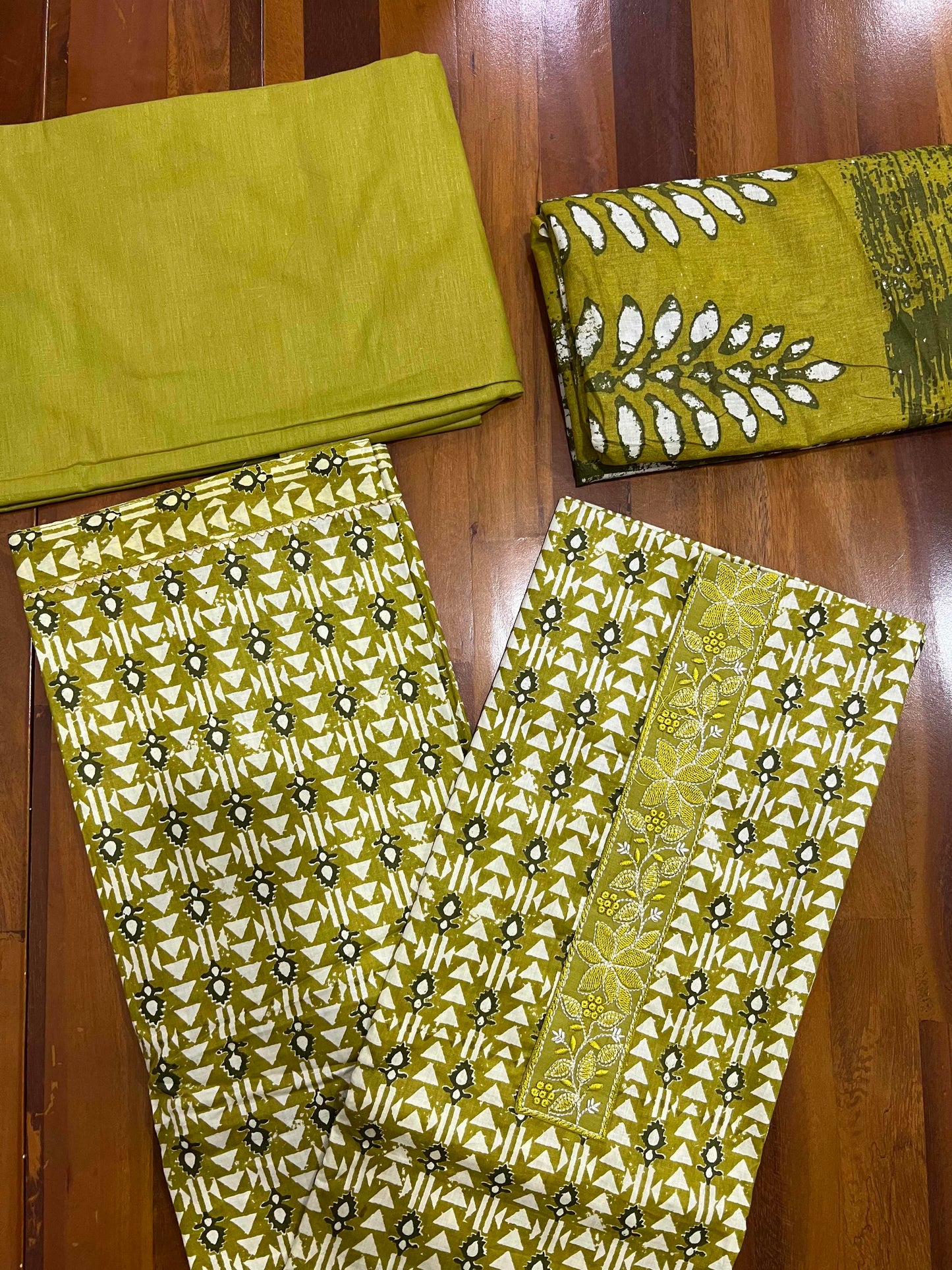 Southloom™ Cotton Churidar Salwar Suit Material in Light Green with Prints