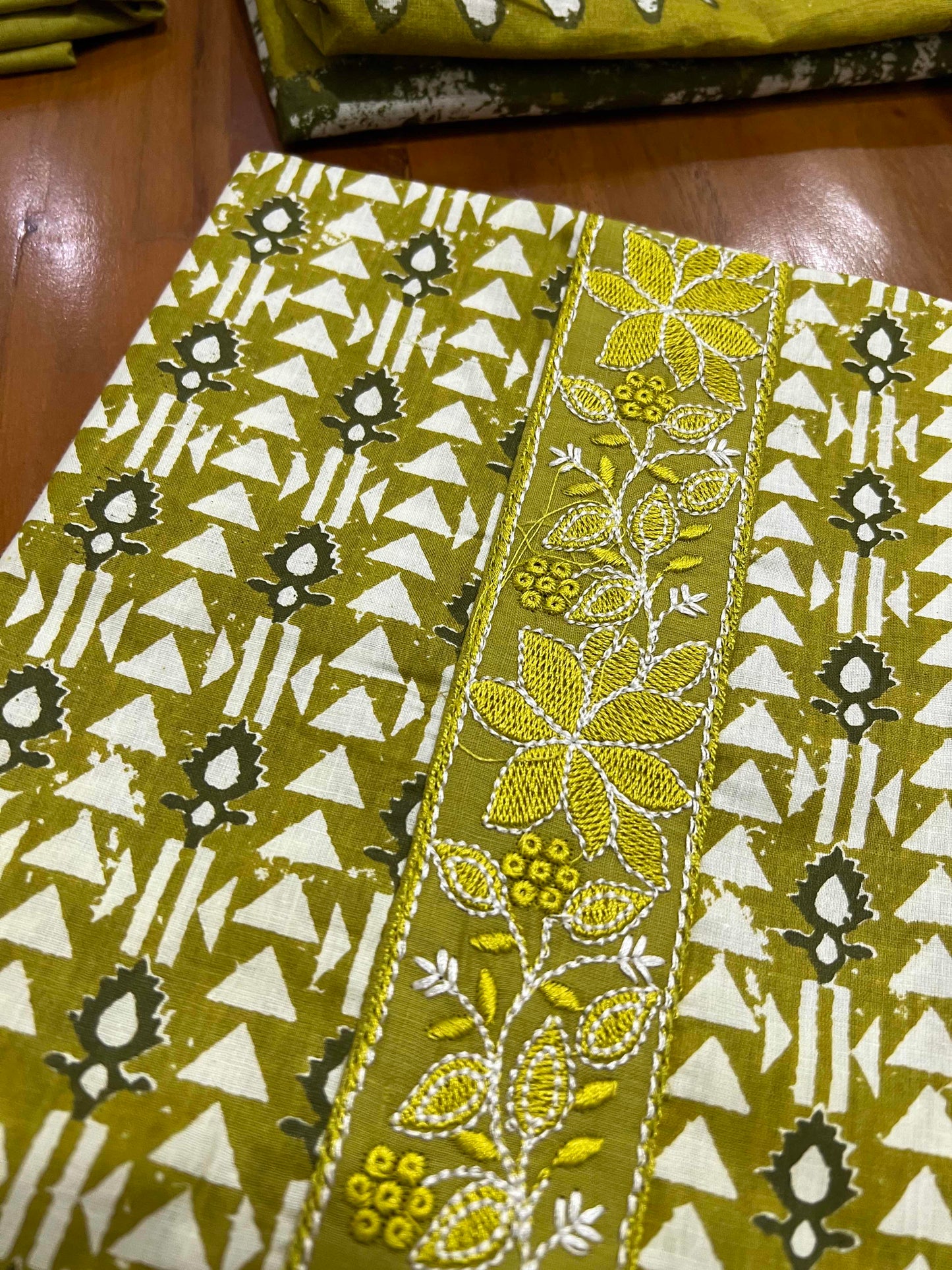 Southloom™ Cotton Churidar Salwar Suit Material in Light Green with Prints