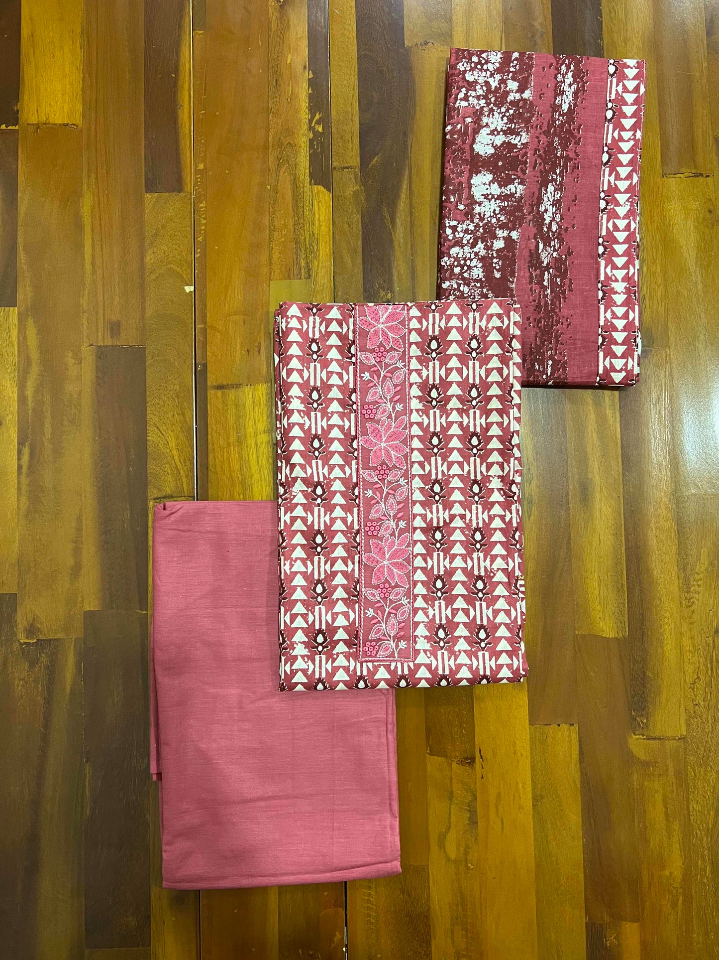 Southloom™ Cotton Churidar Salwar Suit Material in Dark Pink with Prints