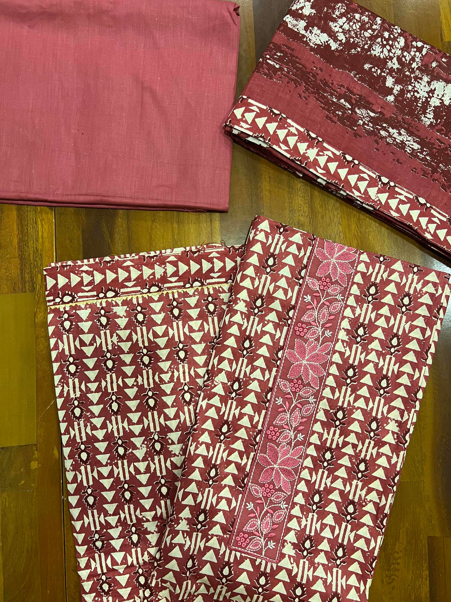 Southloom™ Cotton Churidar Salwar Suit Material in Dark Pink with Prints