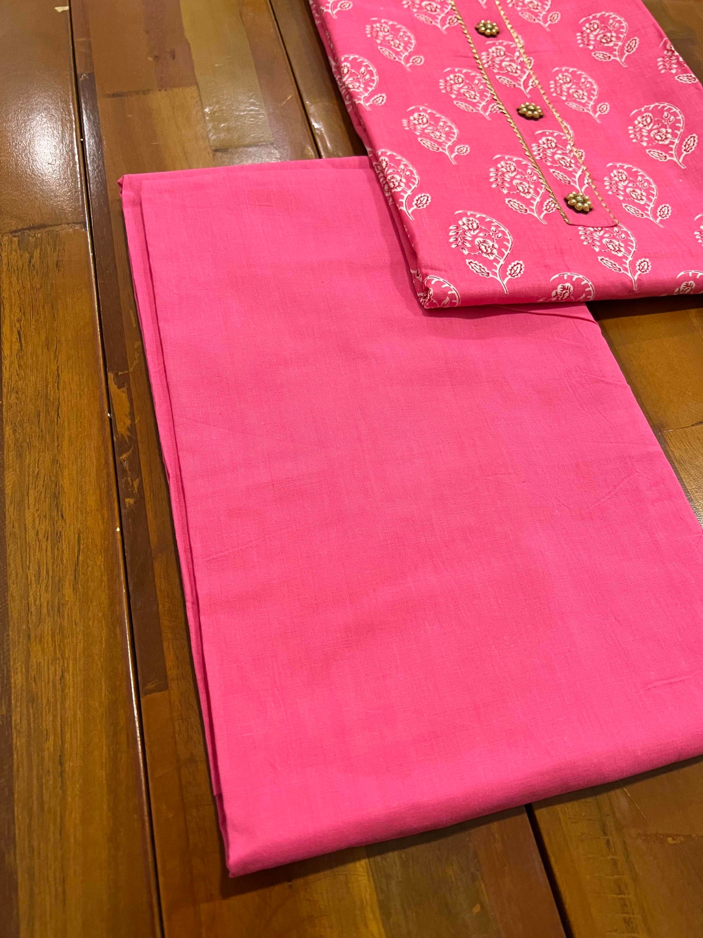 Southloom™ Cotton Churidar Salwar Suit Material in Pink with Prints