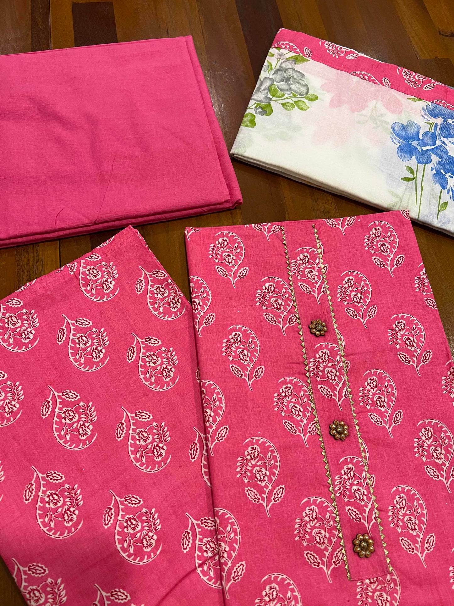 Southloom™ Cotton Churidar Salwar Suit Material in Pink with Prints