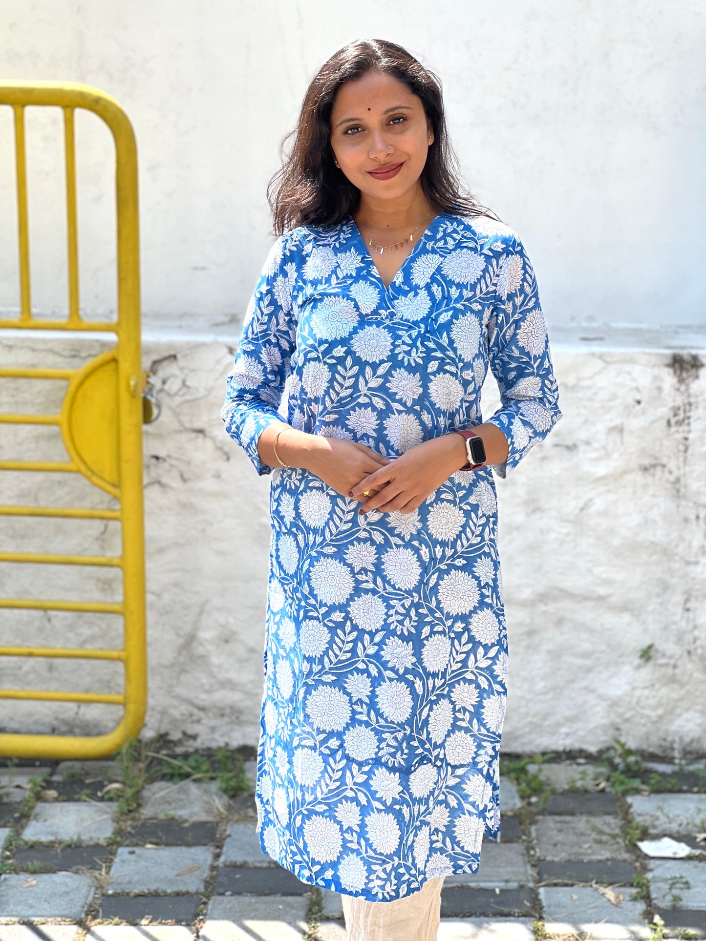 Southloom Jaipur Cotton White Floral Hand Block Printed Blue Kurti