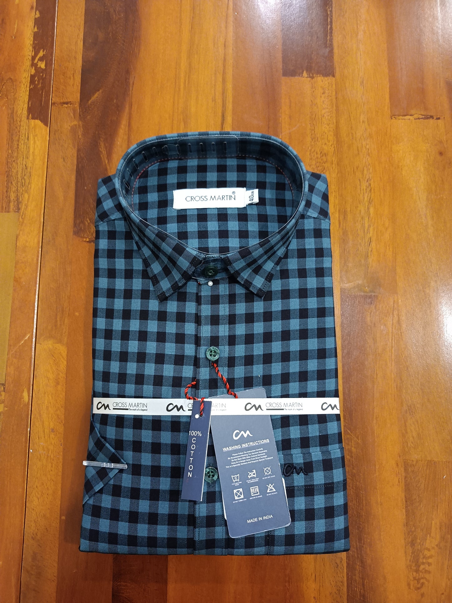 Pure Cotton Green And Black Checkered Shirt (40 HS)